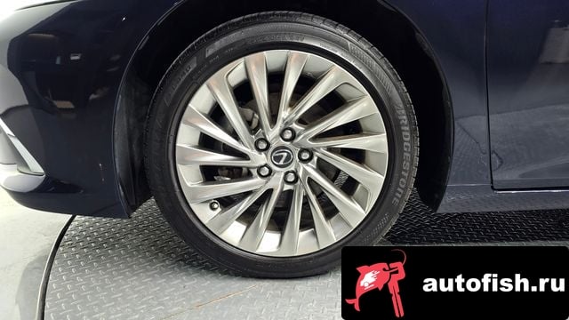 Lexus ES ES300h 7th generation 2023 года - вид 5