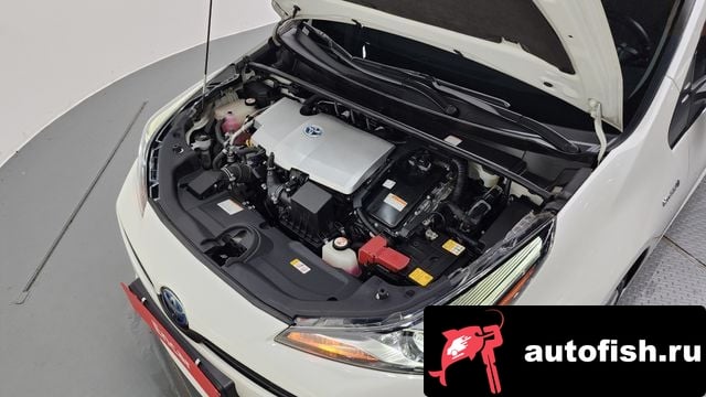 Toyota Prius Prius 4th Generation 2020 года - вид 6