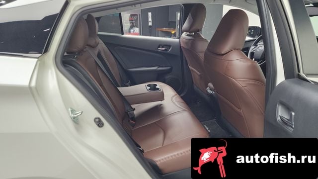 Toyota Prius Prius 4th Generation 2020 года - вид 12