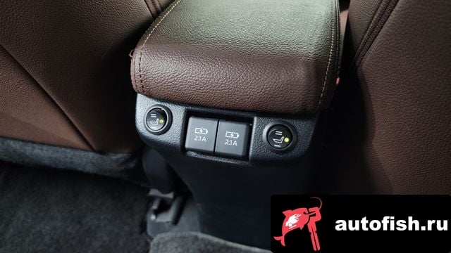 Toyota Prius Prius 4th Generation 2020 года - вид 19