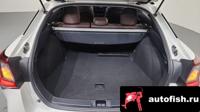 Toyota Prius Prius 4th Generation 2020 года - вид 20