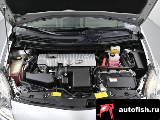 Toyota Prius Prius 2013 года - похожие автомобили