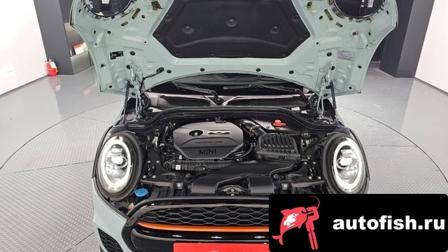 Mini Cooper Cooper S 2019 года - вид 6