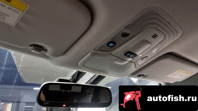 Toyota Prius Prius 4th Generation 2017 года - вид 18