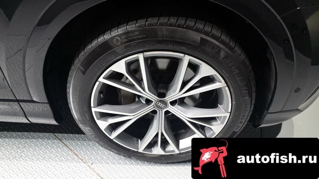 Audi Q8 Q8 (4M) 2021 года - вид 5