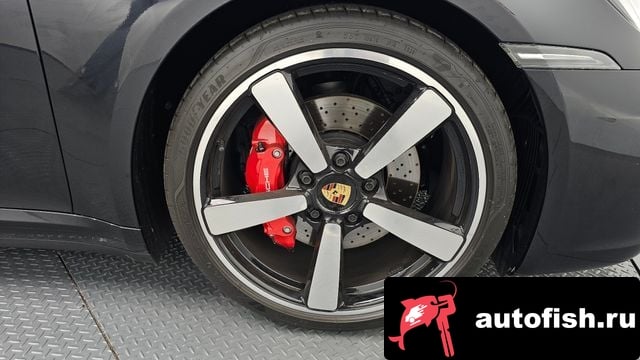 Porsche 911 911 (992) 2024 года - вид 5