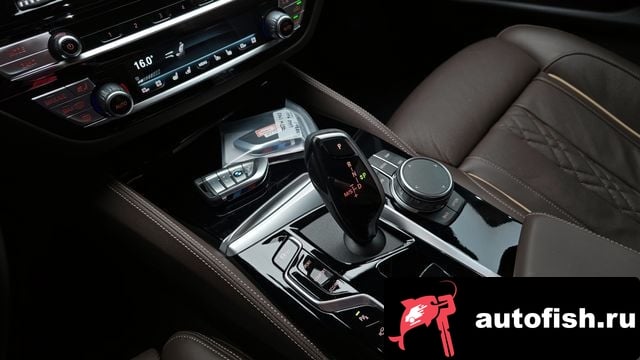 BMW 5-Series 5 Series (G30) 2023 года - вид 9