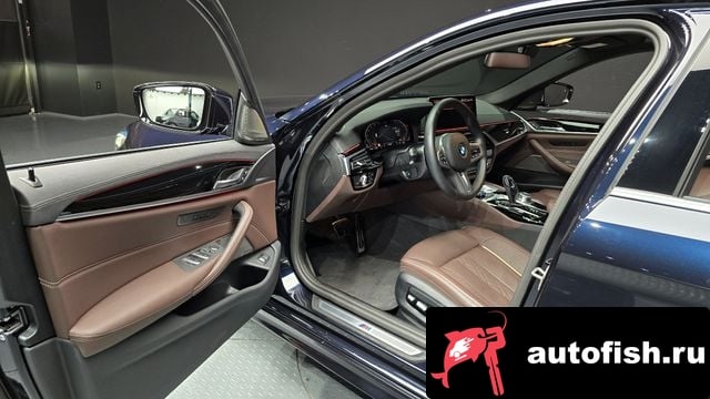 BMW 5-Series 5 Series (G30) 2023 года - вид 10