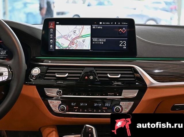 BMW 5-Series 5 Series (G30) 2023 года - вид 12