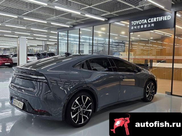 Toyota Prius Prius 5th Generation 2023 года - вид 2
