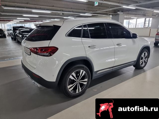 Mercedes-Benz GLA-Class GLA - Class H247 2021 года - вид 5