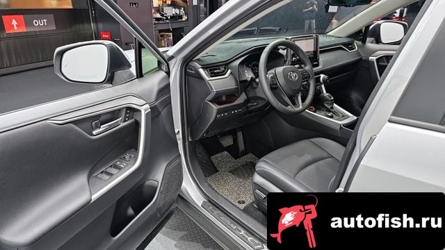 Toyota RAV4 RAV4 5th Generation 2023 года - вид 11