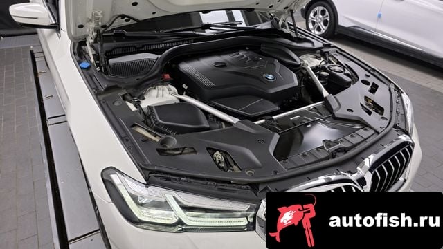 BMW 5-Series 5 Series (G30) 2021 года - вид 6