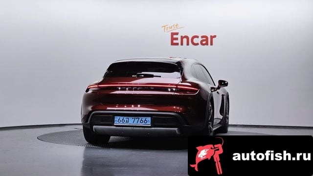 Porsche Taycan Taikan 2022 года - вид 4