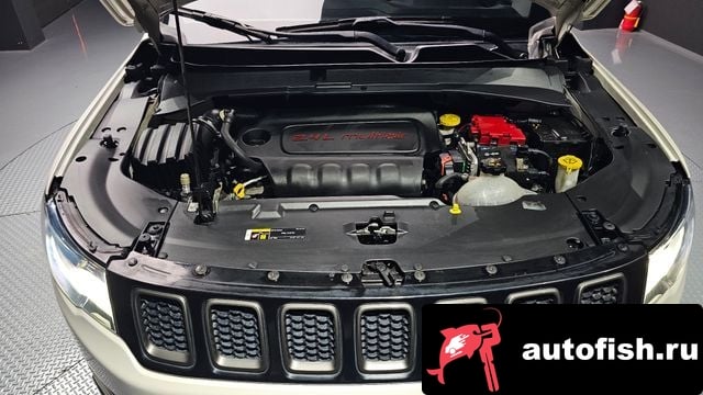 Jeep Compass Compass 2nd Generation 2019 года - вид 6