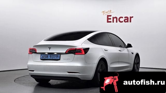 Tesla Model 3 Model 3 2021 года - вид 2