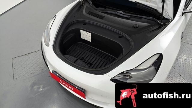 Tesla Model 3 Model 3 2021 года - вид 6