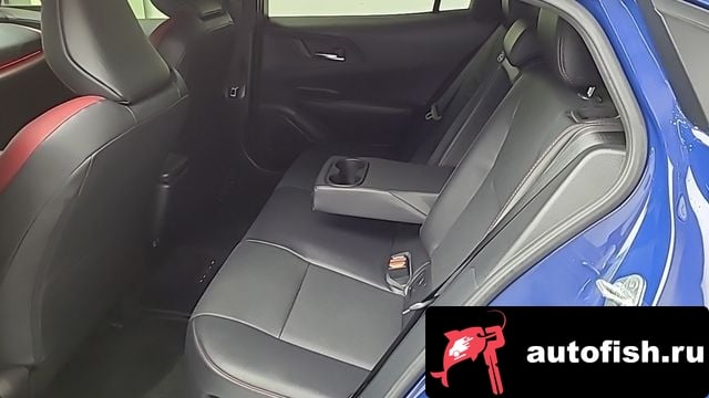 Toyota Prius Prius 5th Generation 2023 года - похожие автомобили