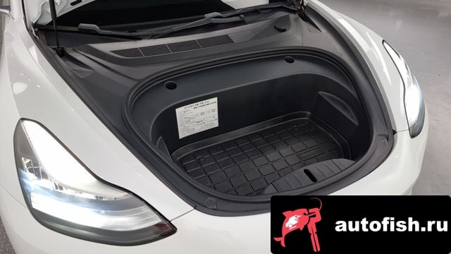 Tesla Model 3 Model 3 2020 года - вид 6