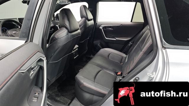 Toyota RAV4 RAV4 5th Generation 2023 года - вид 17