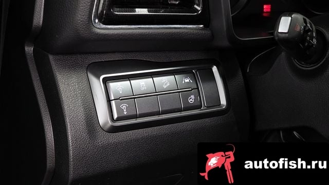 KG Mobility (Ssangyong) TIBOLI Berry New Tivoli 2020 года - похожие автомобили