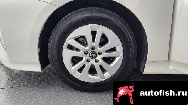 Toyota Prius Prius 4th Generation 2017 года - вид 5