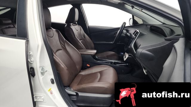 Toyota Prius Prius 4th Generation 2017 года - вид 11