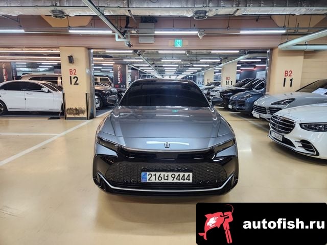 Toyota Crown Crown Crossover 2023 года - автомобиль из Южной Кореи