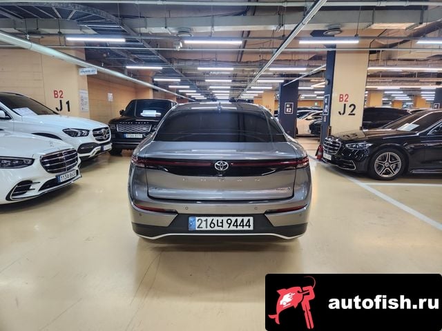 Toyota Crown Crown Crossover 2023 года - вид 5