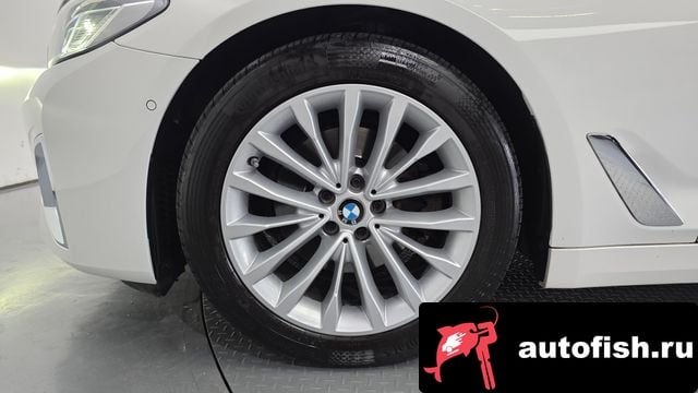 BMW 5-Series 5 Series (G30) 2021 года - вид 5