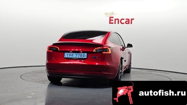 Tesla Model 3 Model 3 2020 года - вид 4