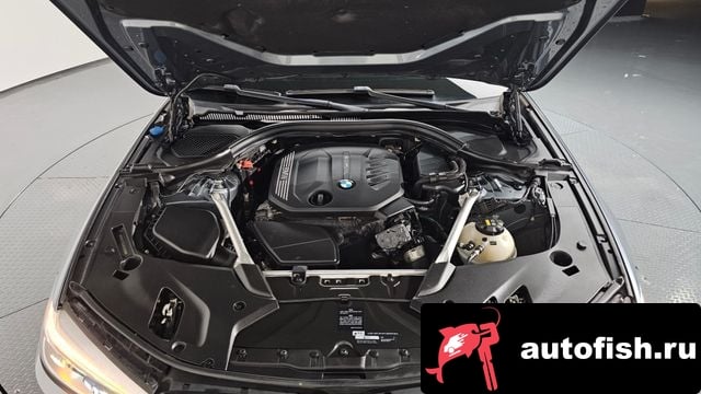 BMW 5-Series 5 Series (G30) 2019 года - вид 6
