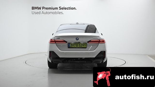 BMW 5-Series 5 Series (G60) 2025 года - вид 4