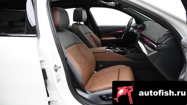 BMW 5-Series 5 Series (G60) 2025 года - вид 10