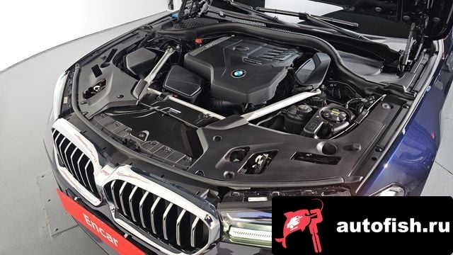 BMW 5-Series 5 Series (G30) 2023 года - вид 6