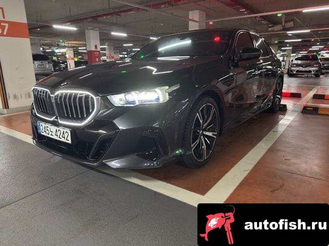 BMW 5-Series 5 Series (G60) 2025 года - вид 3