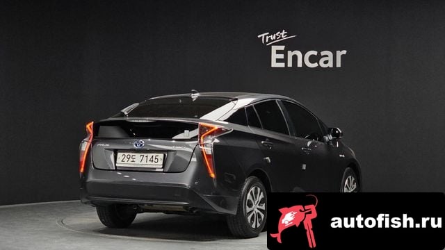 Toyota Prius Prius 4th Generation 2018 года - вид 2