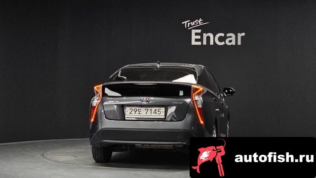 Toyota Prius Prius 4th Generation 2018 года - вид 4