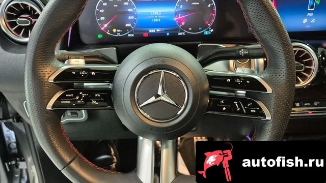 Mercedes-Benz GLB-Class GLB-Class X247 2024 года - похожие автомобили