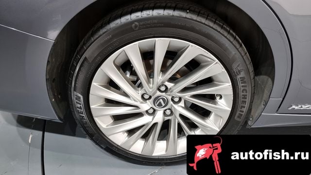 Lexus ES ES300h 7th generation 2020 года - вид 5