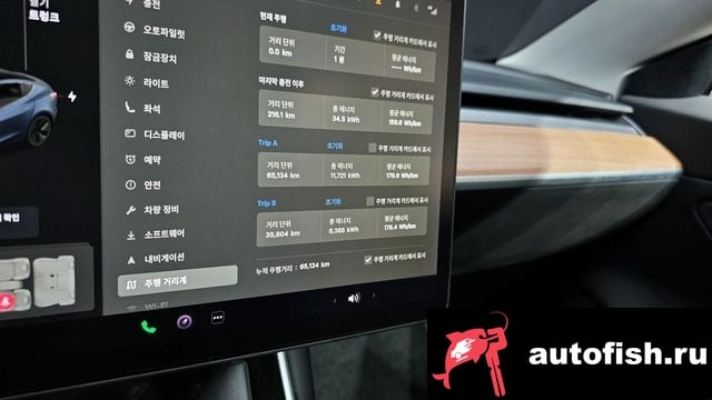 Tesla Model 3 Model 3 2020 года - похожие автомобили