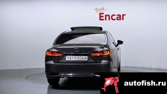 Lexus LS LS500h 5th generation 2018 года - вид 4