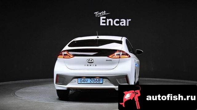 Hyundai Ioniq Ionic Electric 2017 года - вид 4