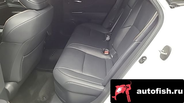 Toyota Crown Crown Crossover 2023 года - вид 11