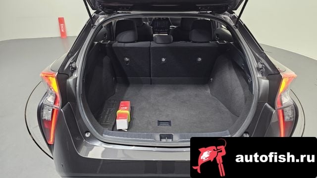 Toyota Prius Prius 4th Generation 2016 года - вид 20