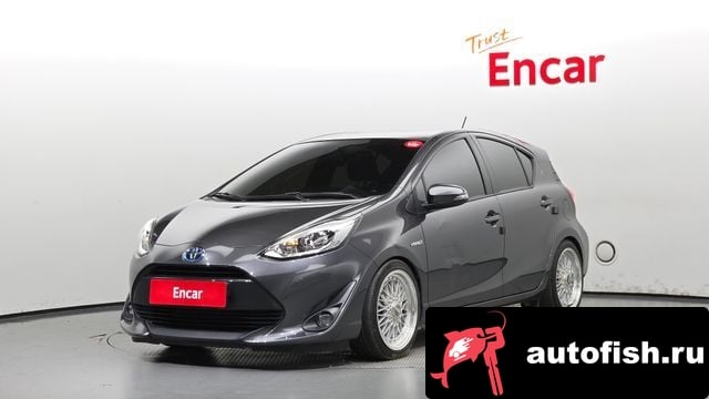 Toyota Prius Prius C 2018 года - вид 1