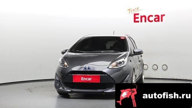 Toyota Prius Prius C 2018 года - вид 3