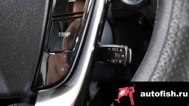 Toyota Prius Prius C 2018 года - вид 15