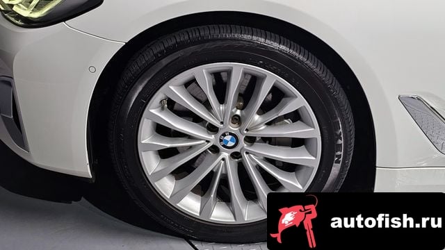 BMW 5-Series 5 Series (G30) 2021 года - вид 5