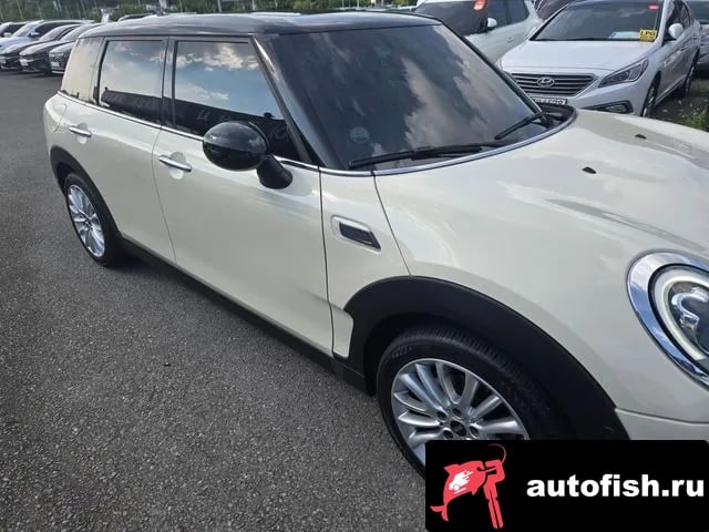 Mini Clubman Cooper Clubman 2019 года - вид 1